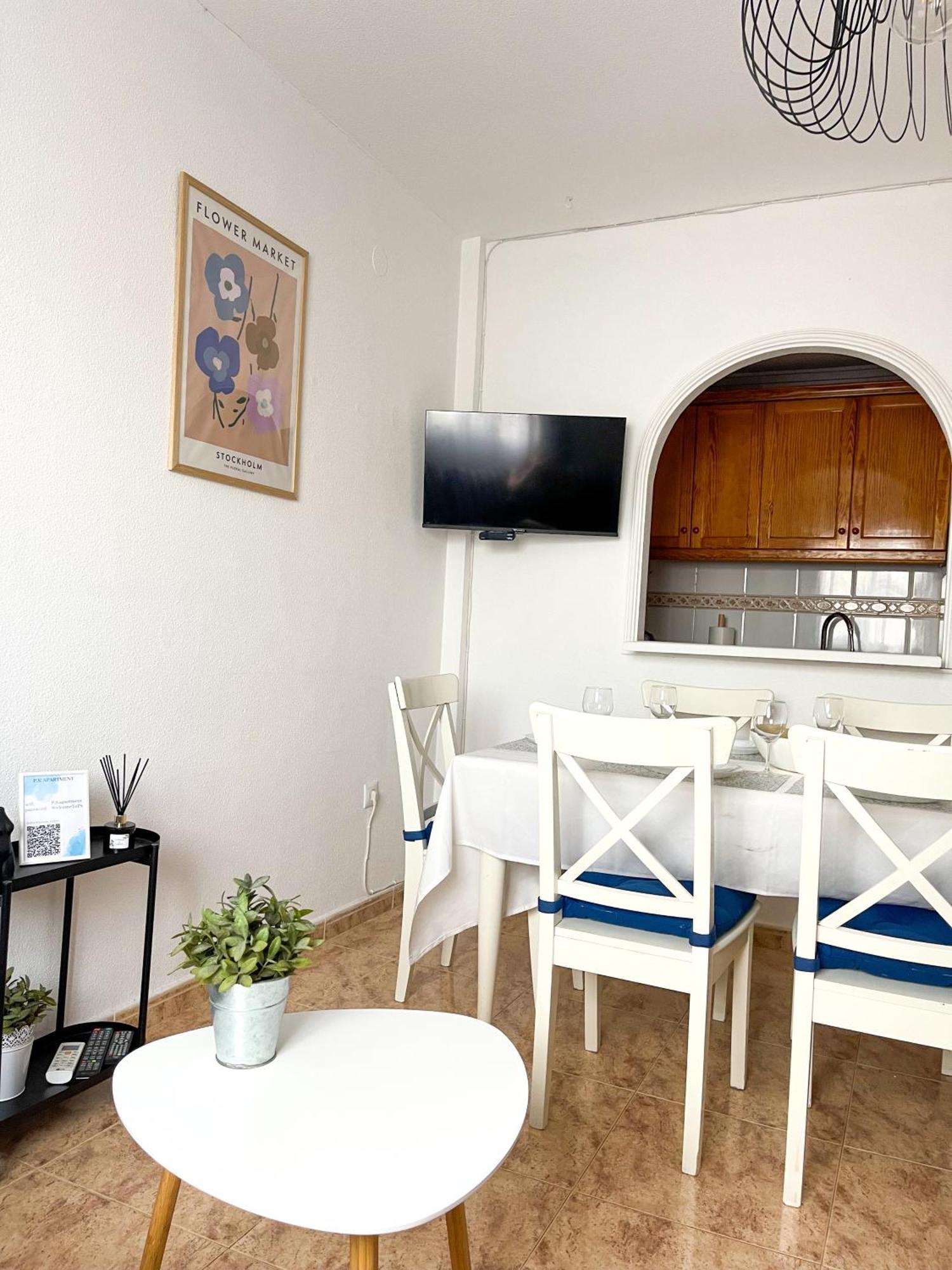 P.S. Apartment Torrevieja Buitenkant foto
